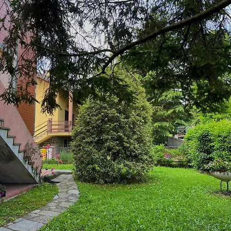 Il Pino Casaleggio Boiro